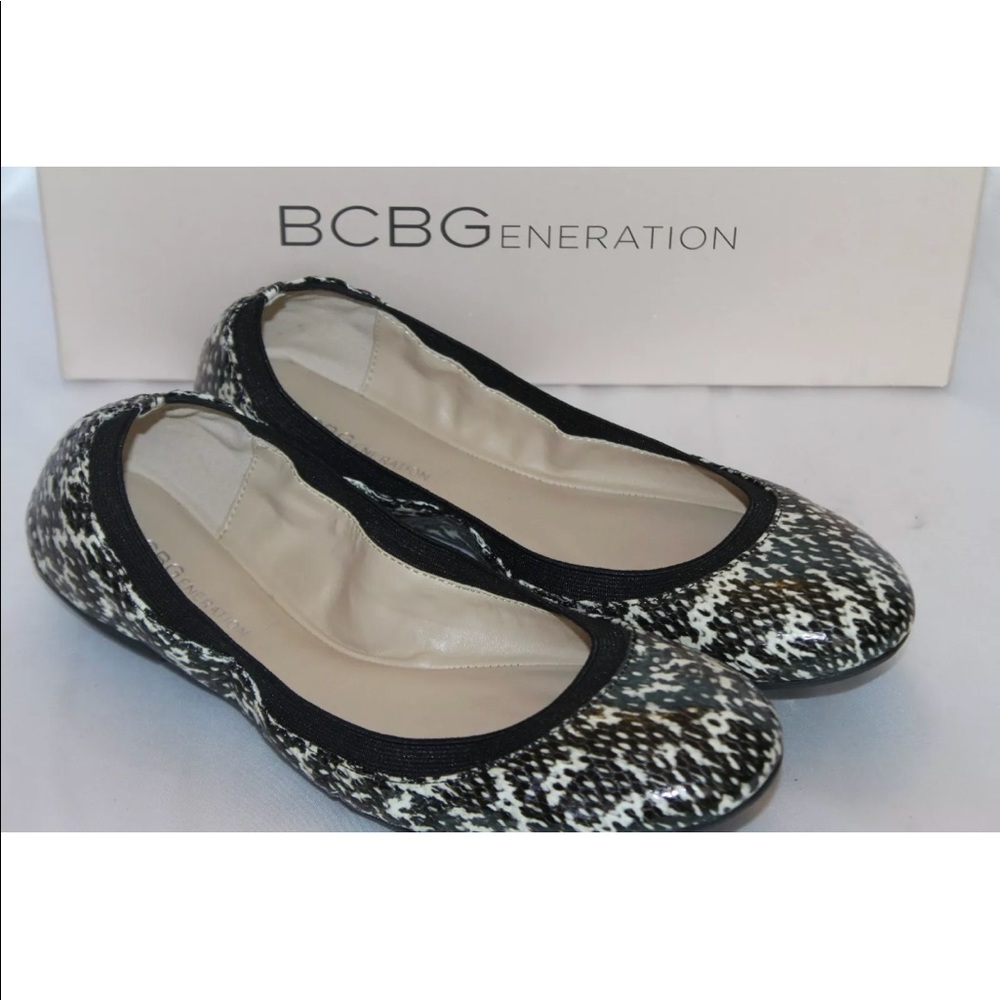 New BCBGgeneration black snake elasticized ballet